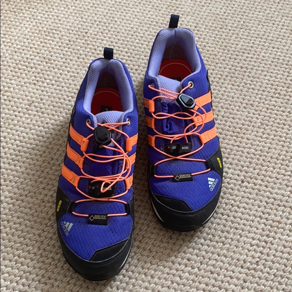 adidas kids hiking sneakers